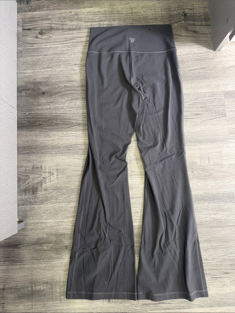 TNA Charcoal Gray Boot-Cut Flare Yoga Pants